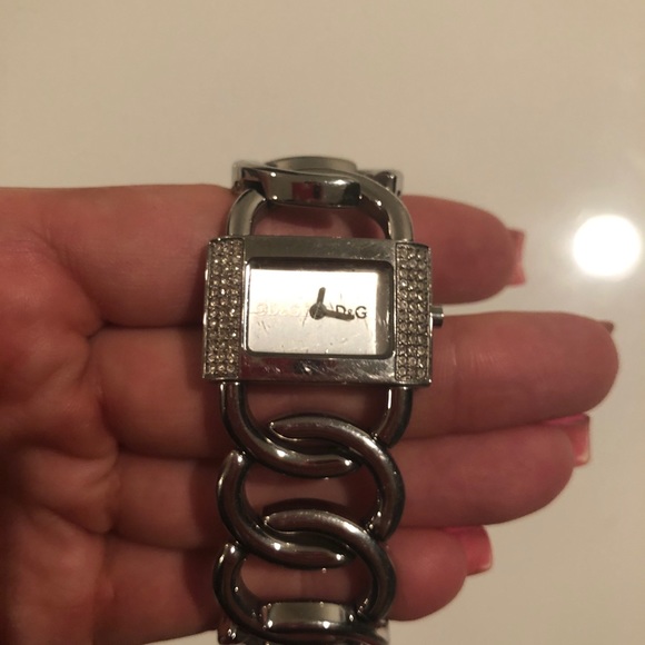 Dolce e Gabbana watch with swarosky